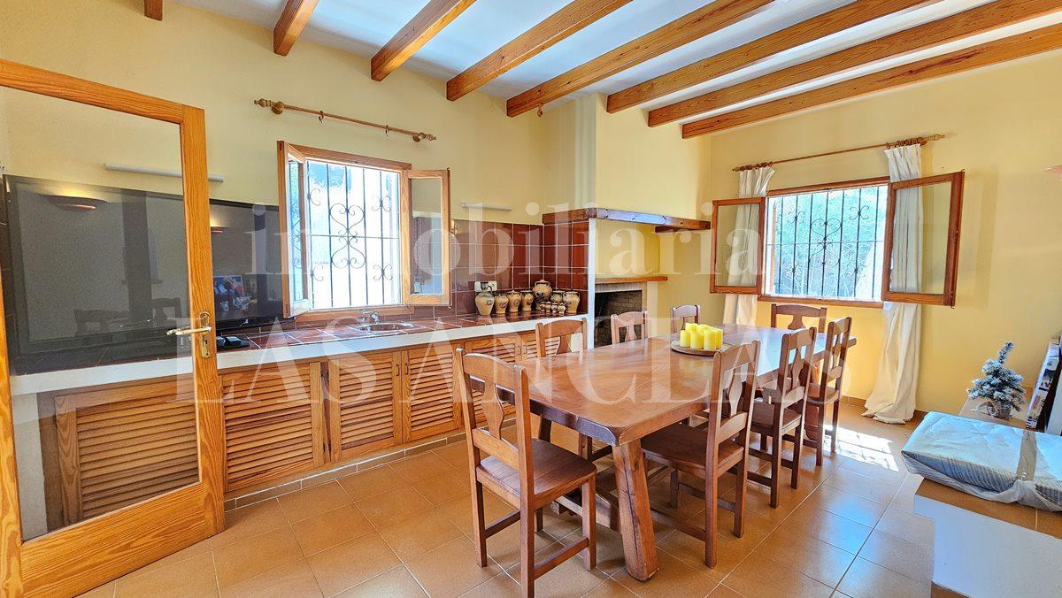 Villa for Sale in Santa Eulalia del Río