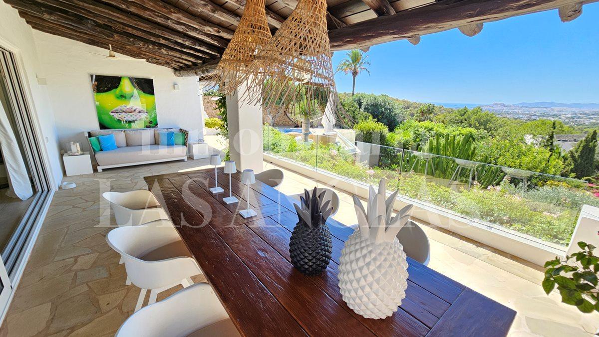 Villa en Venta en Santa Eulalia del Río