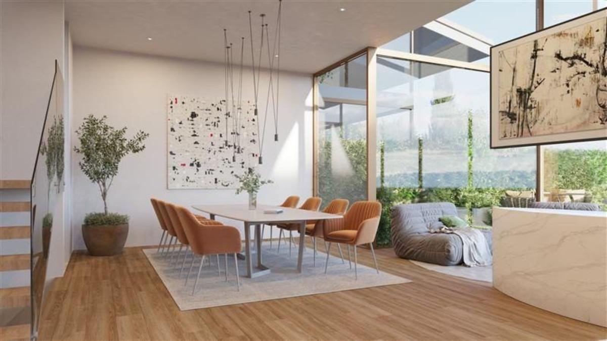 Villa for Sale in Benalmádena