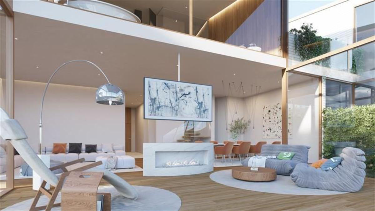 Villa for Sale in Benalmádena