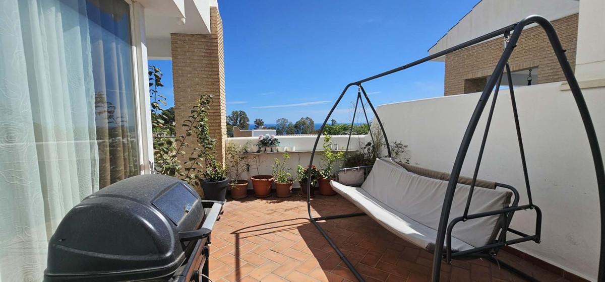 Villa for Sale in Benalmádena