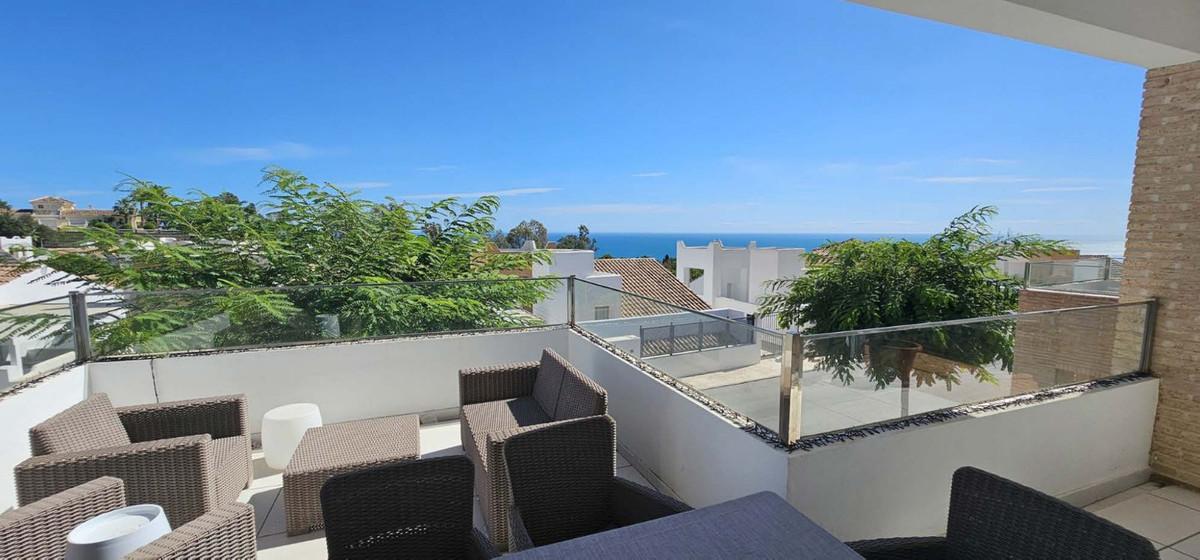 Villa for Sale in Benalmádena