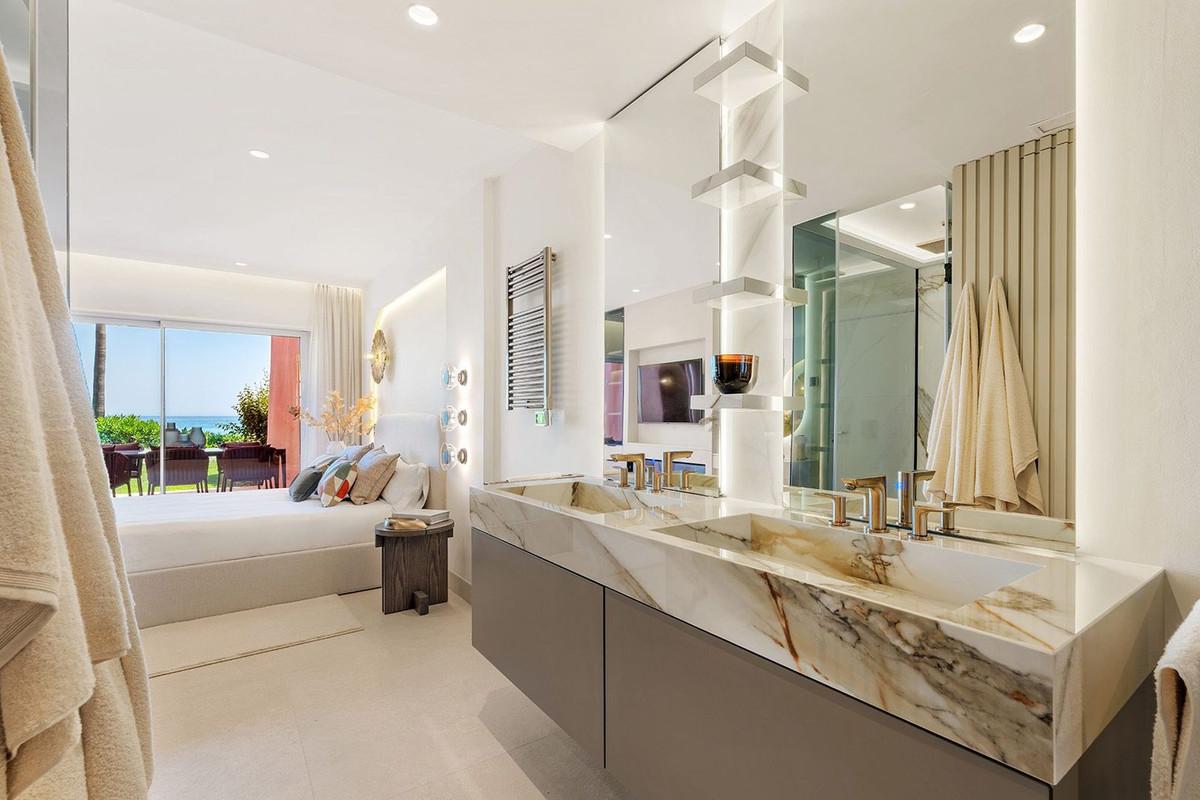 Apartment for Sale in Estepona