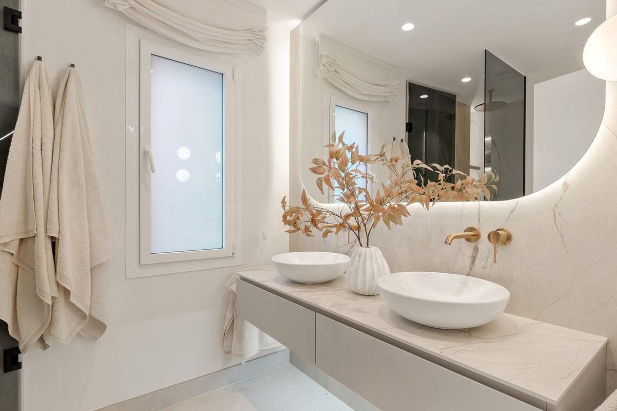 Apartment for Sale in Estepona