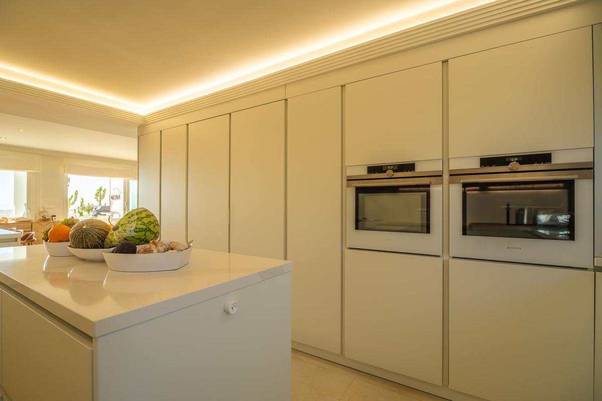 Penthouse for Sale in Estepona
