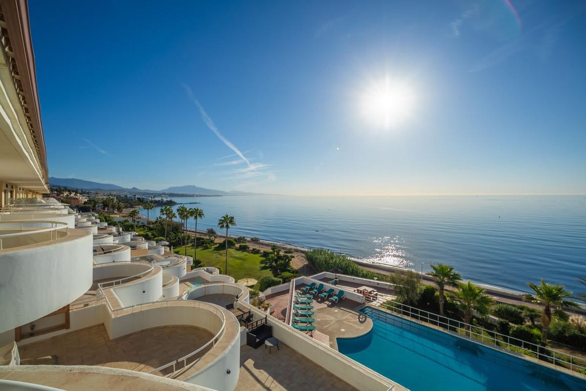 Penthouse for Sale in Estepona