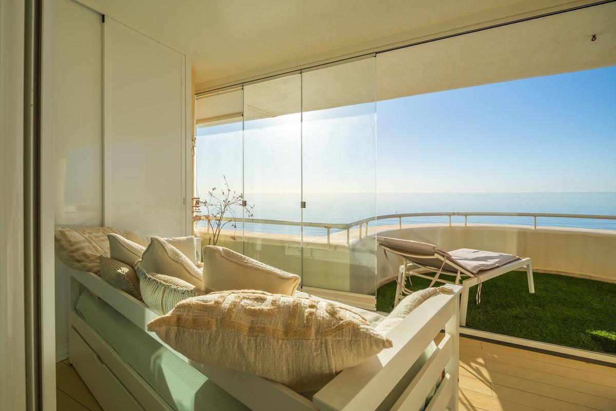 Penthouse for Sale in Estepona