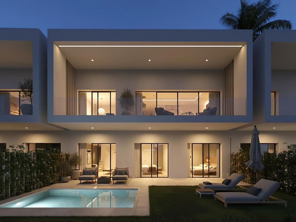 Semi-detached House for Sale in Casares