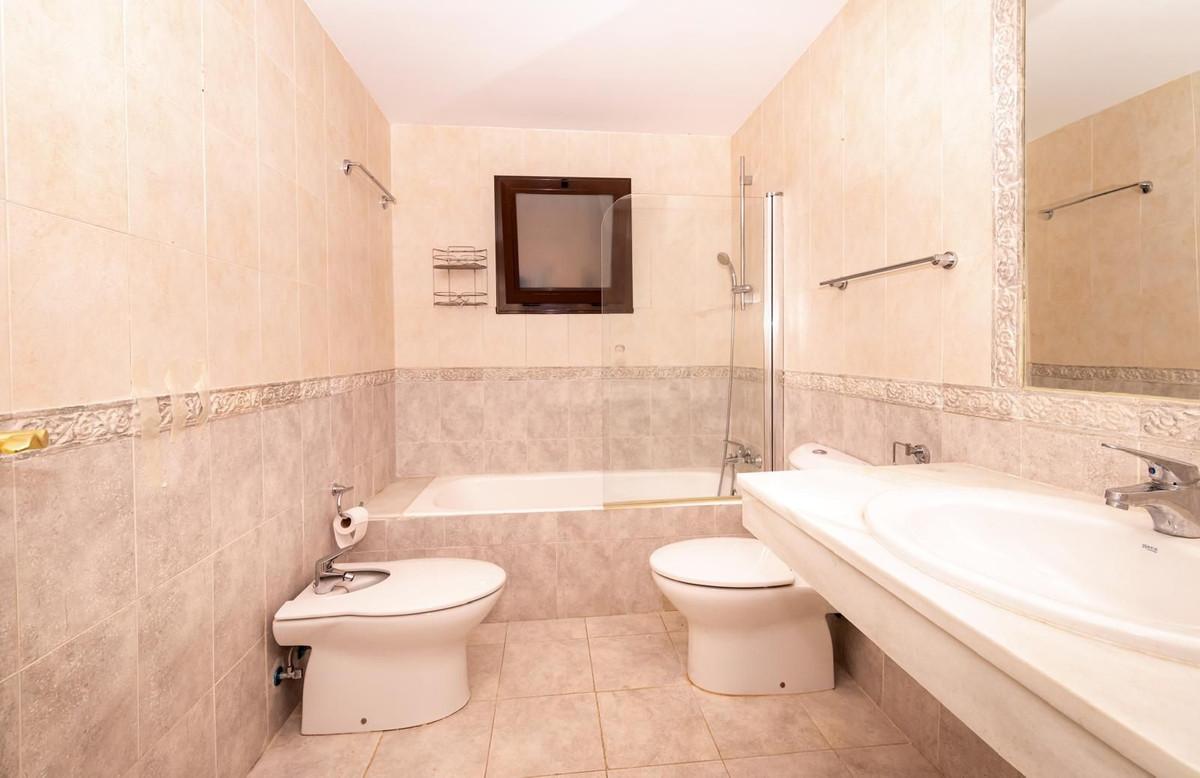 Apartment for Sale in Estepona