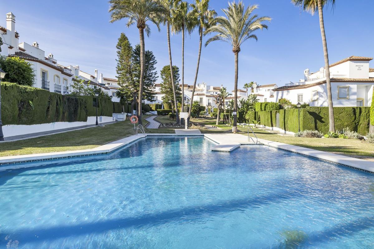 Adosado en Venta en Estepona