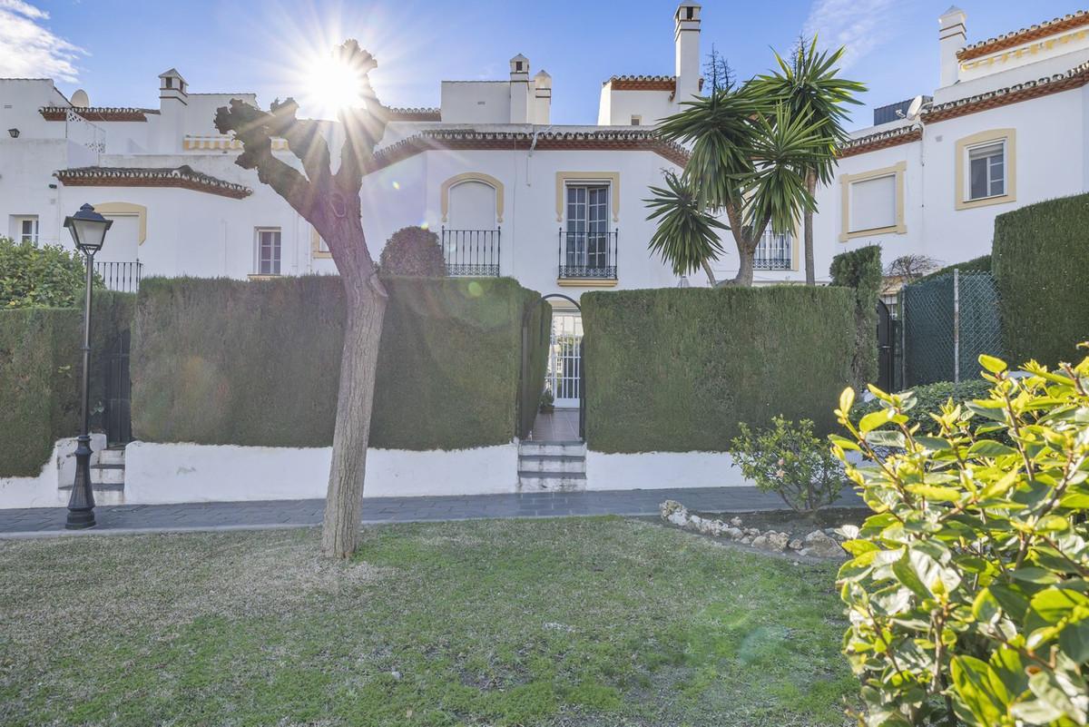Adosado en Venta en Estepona