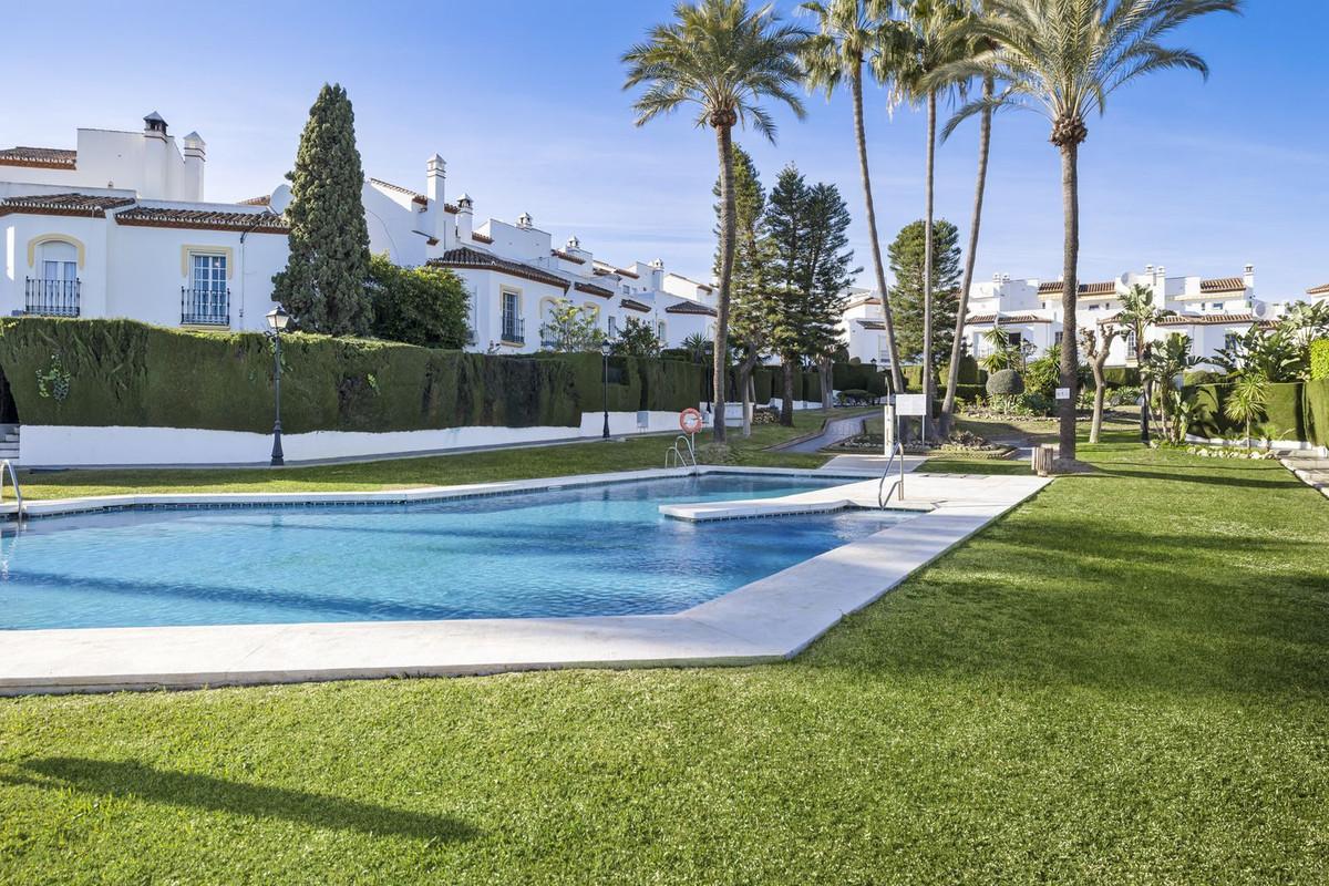 Adosado en Venta en Estepona