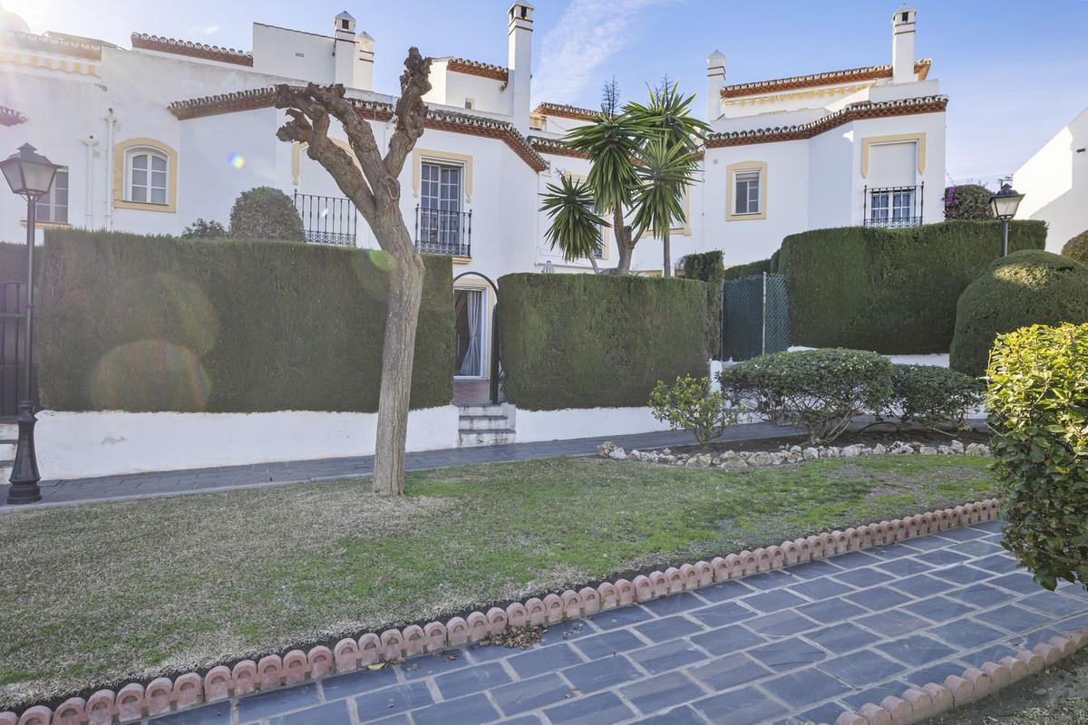 Adosado en Venta en Estepona