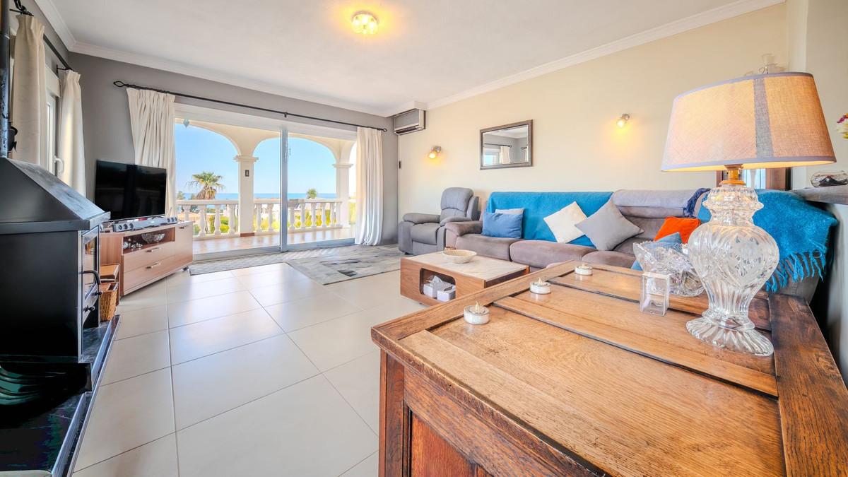 Villa for Sale in Manilva