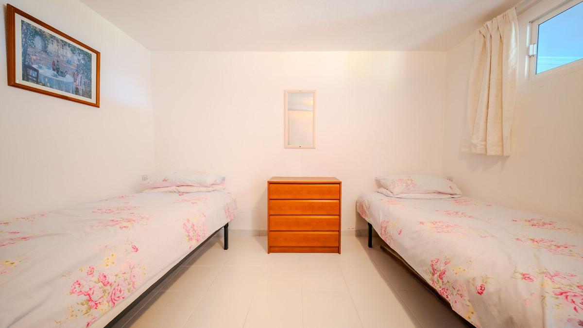 Villa for Sale in Manilva