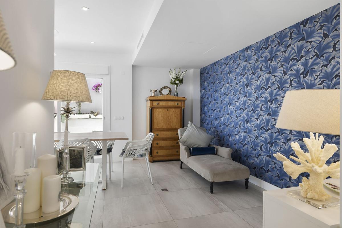 Villa for Sale in Benalmádena