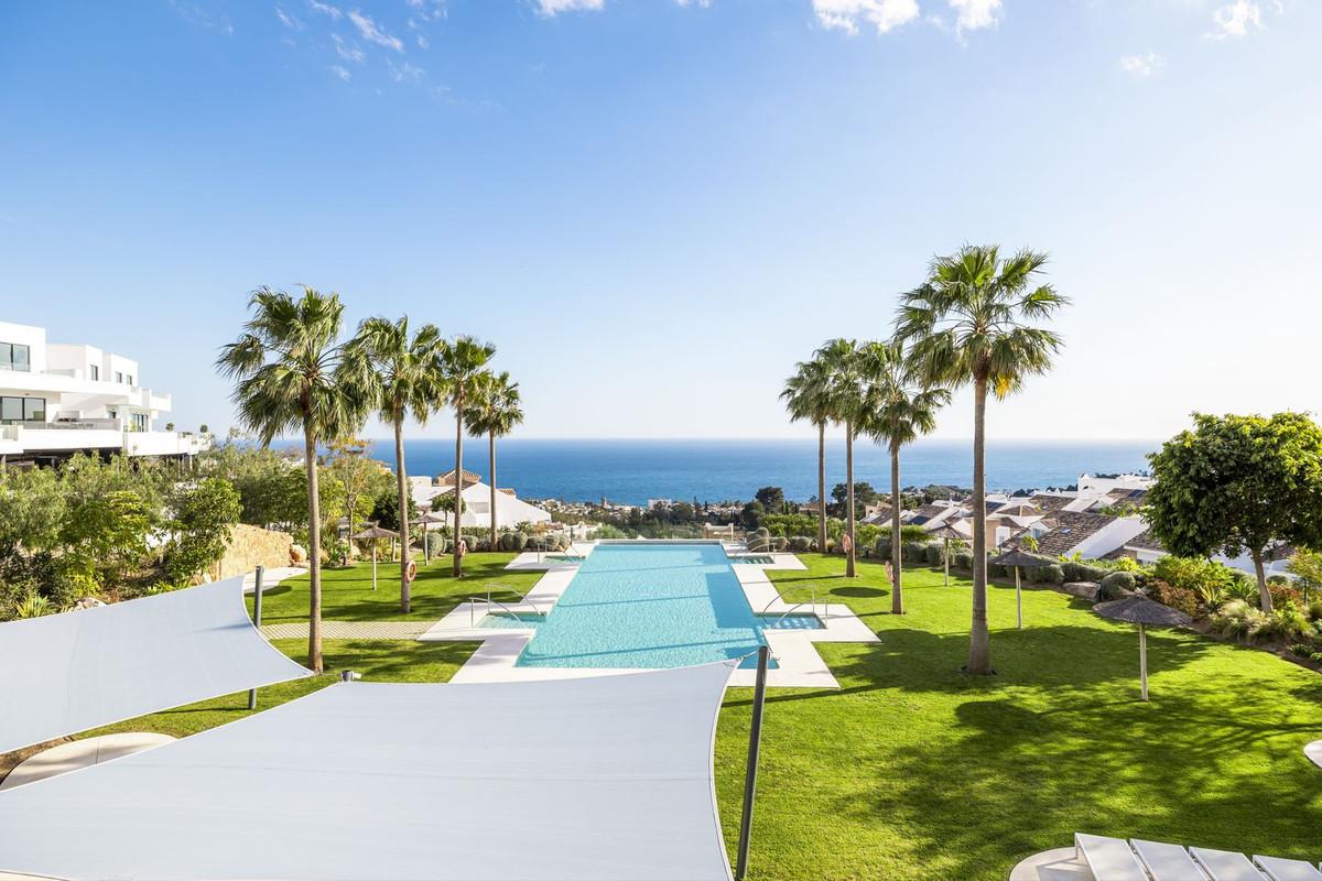 Villa for Sale in Benalmádena
