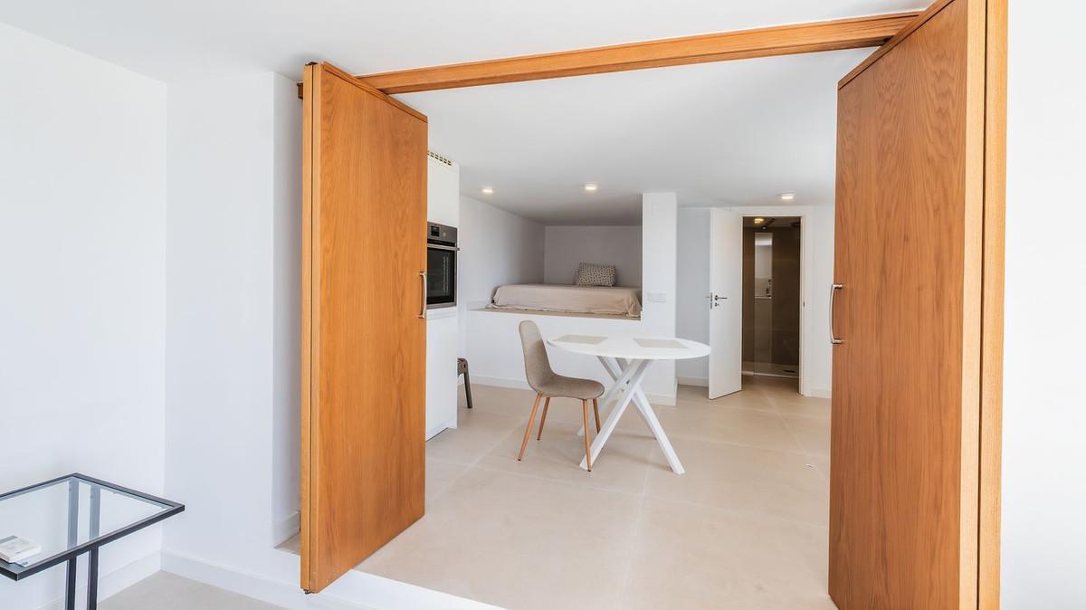 Villa for Sale in Benalmádena