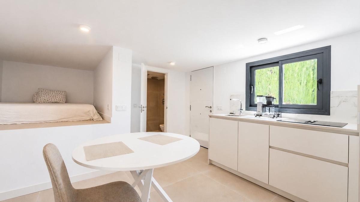 Villa for Sale in Benalmádena