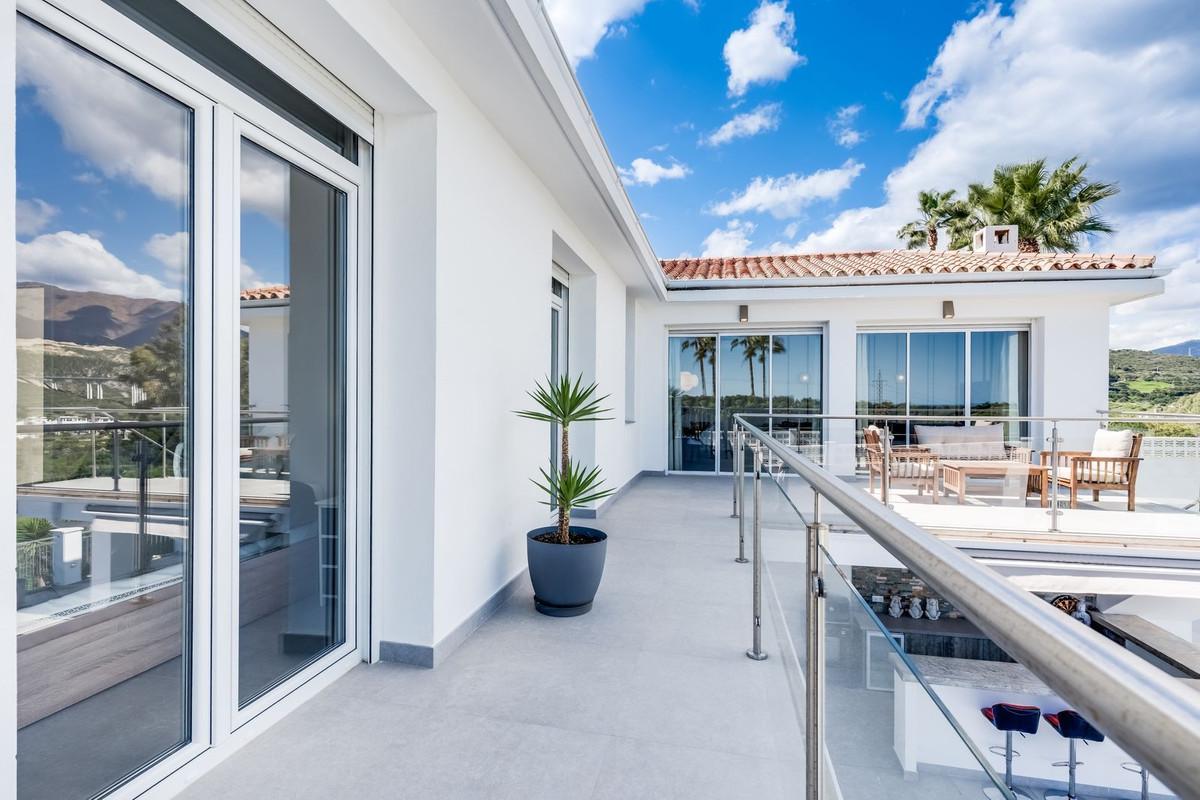 Villa for Sale in Estepona