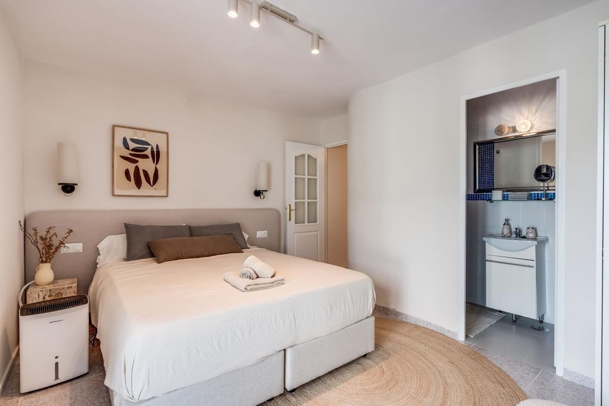 Villa for Sale in Estepona