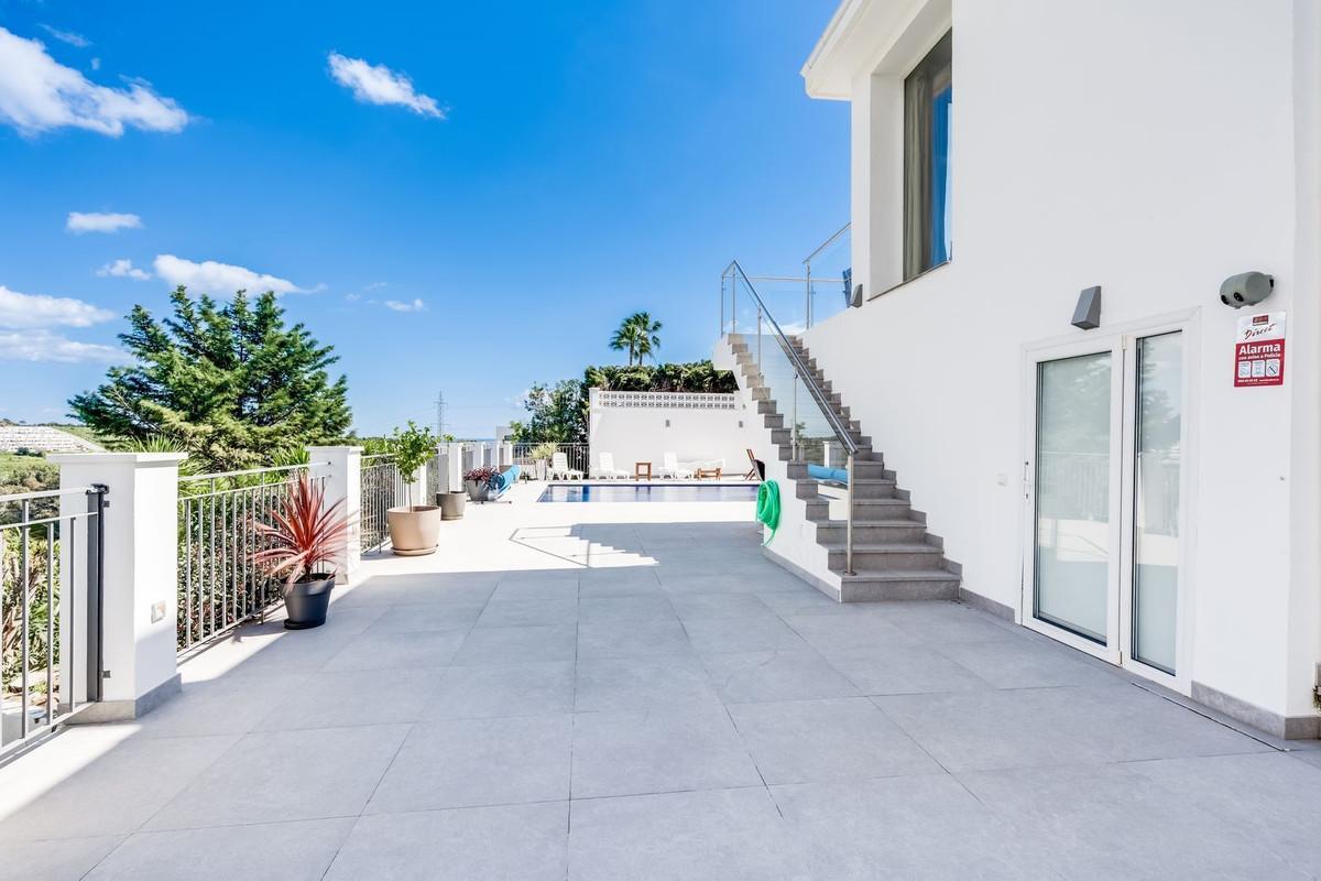 Villa for Sale in Estepona