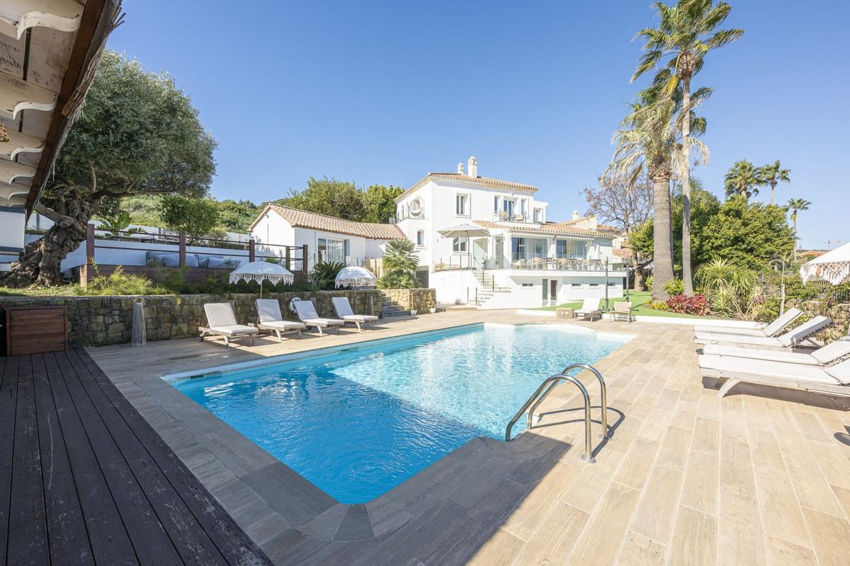 Villa for Sale in Manilva