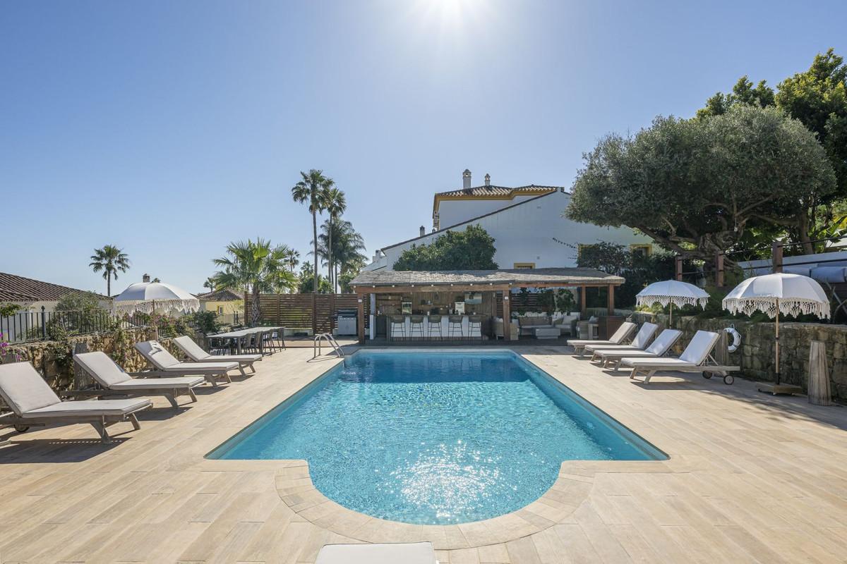 Villa for Sale in Manilva