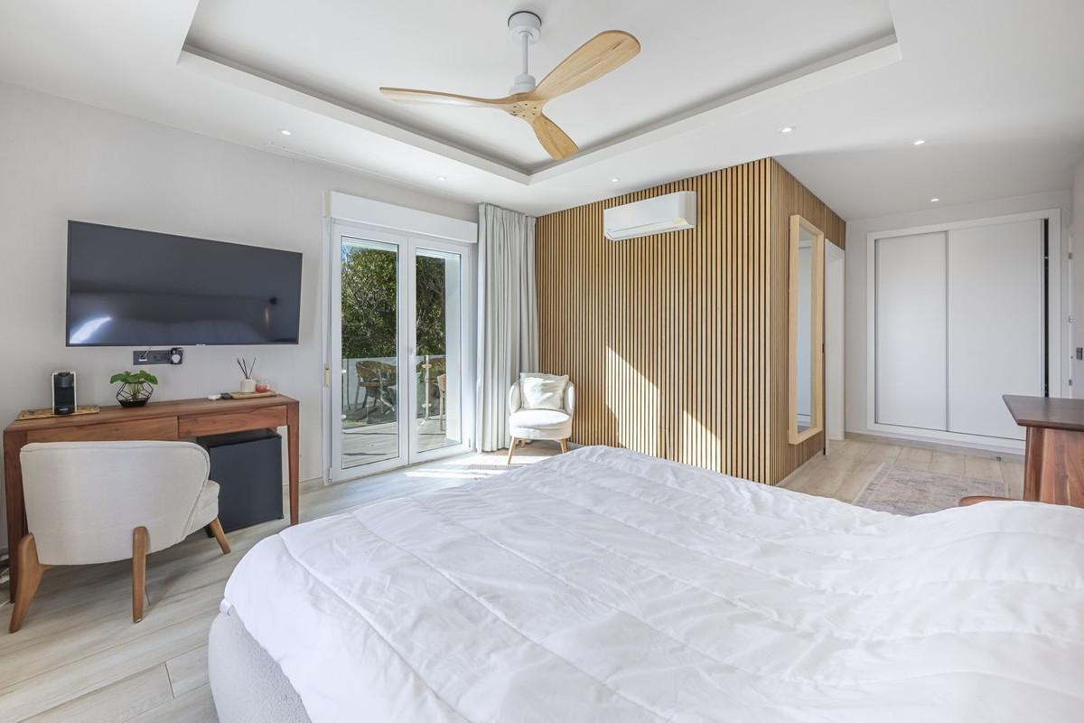 Villa for Sale in Manilva