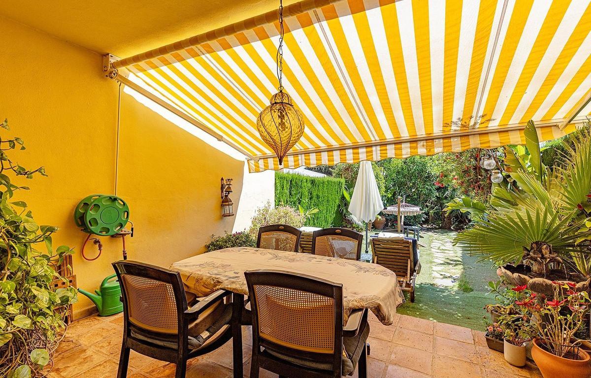 Terraced House for Sale in Benalmádena