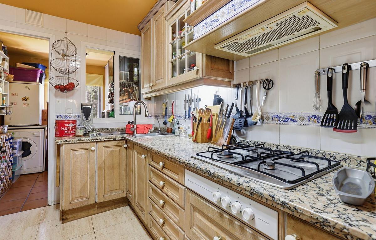 Terraced House for Sale in Benalmádena