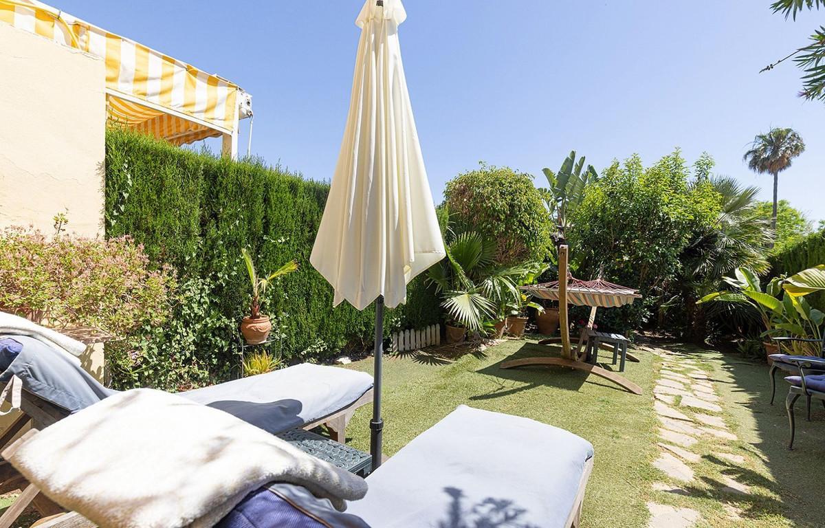 Terraced House for Sale in Benalmádena