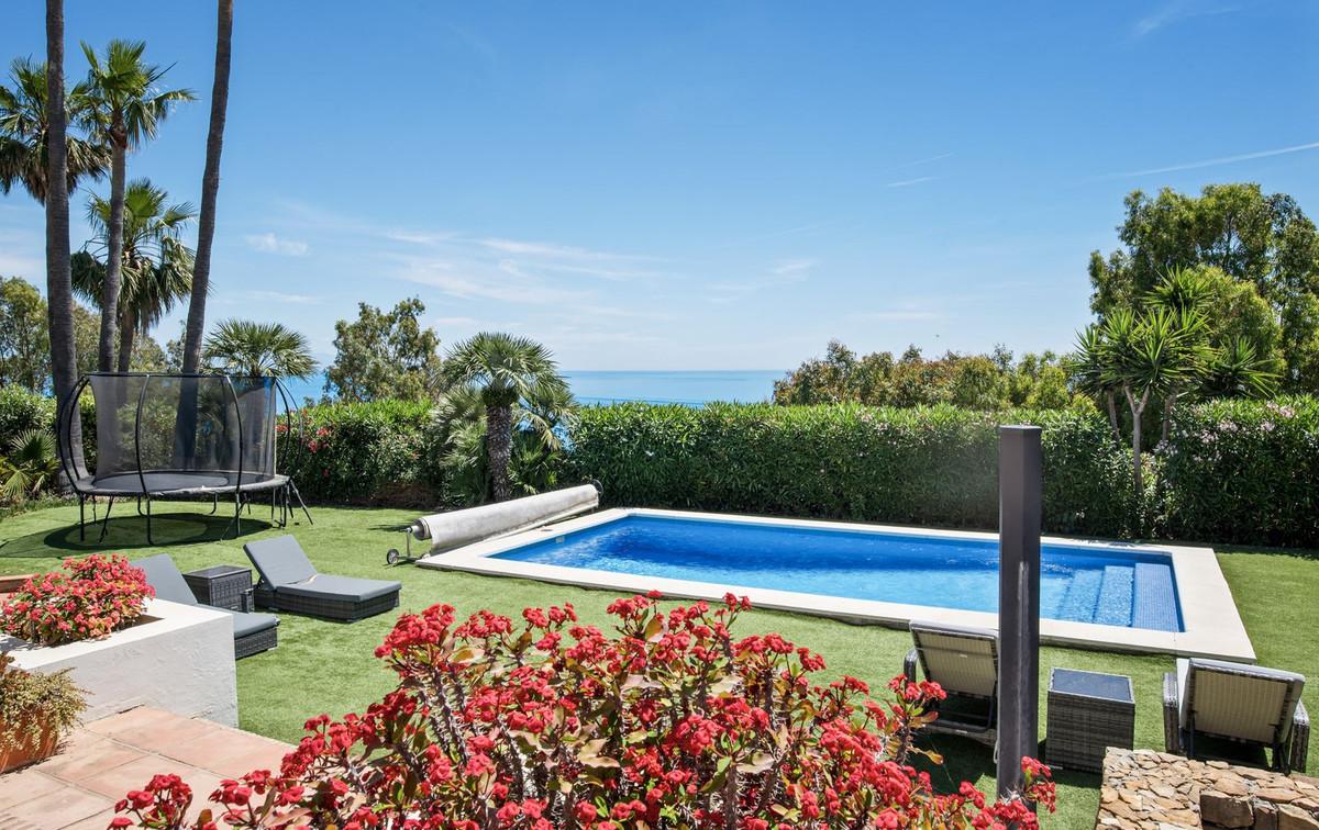 Villa for Sale in Manilva