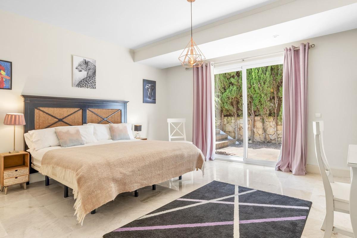 Villa for Sale in Manilva