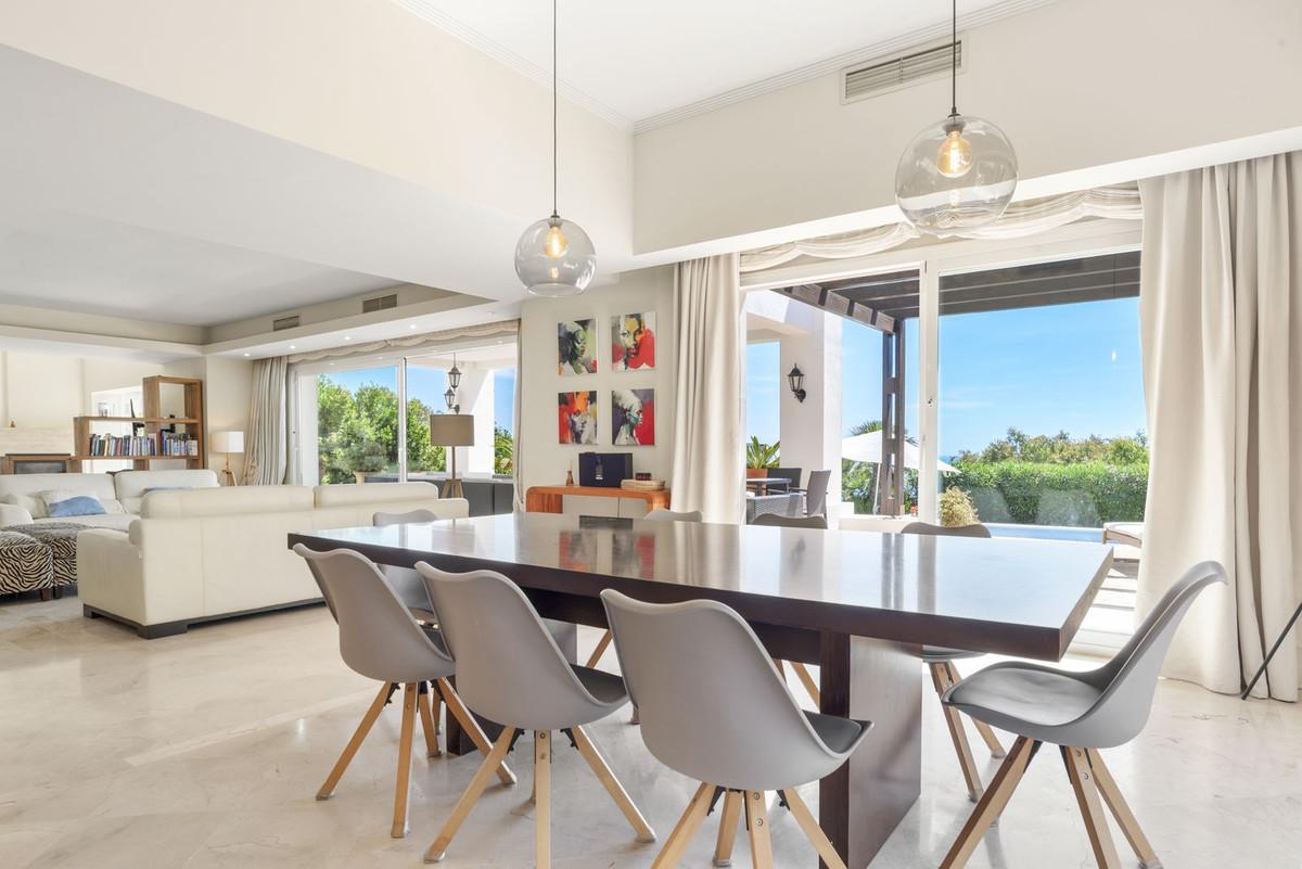 Villa for Sale in Manilva