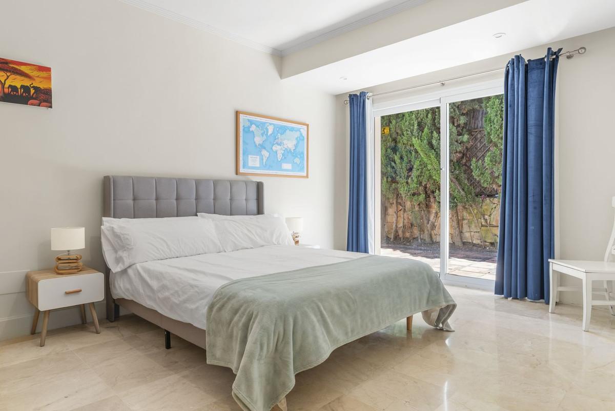 Villa for Sale in Manilva