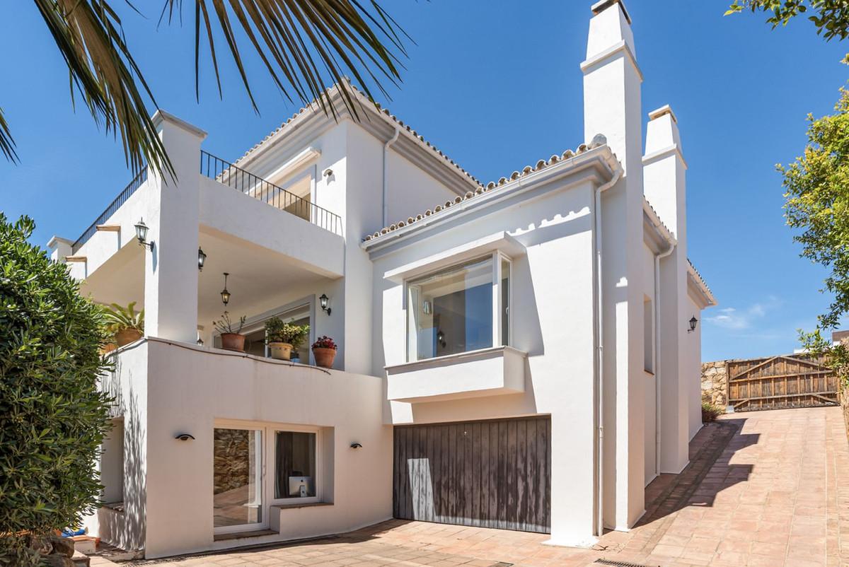 Villa for Sale in Manilva