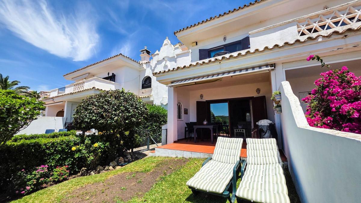 Semi-detached House for Sale in Manilva