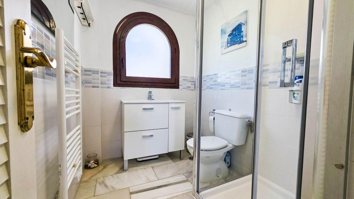 Semi-detached House for Sale in Manilva