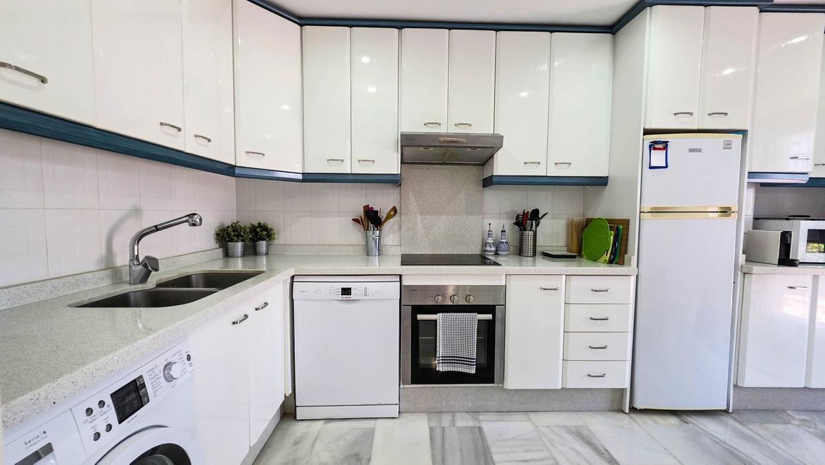 Semi-detached House for Sale in Manilva