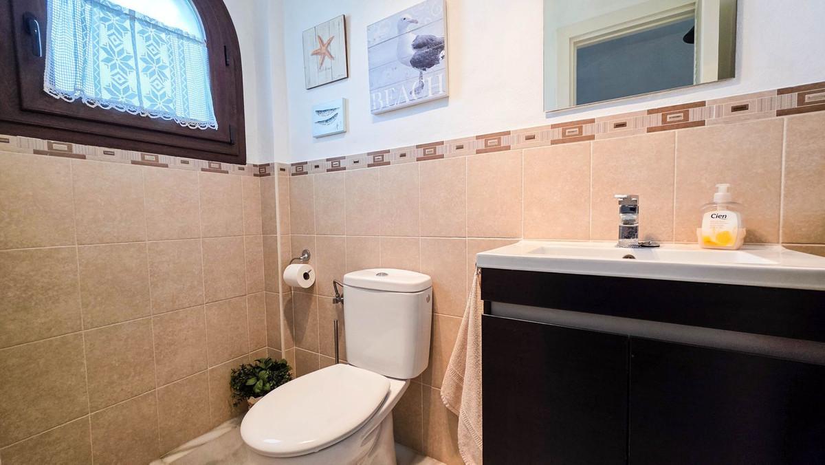 Semi-detached House for Sale in Manilva