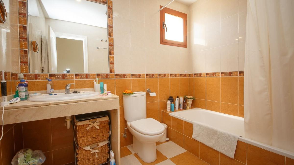 Apartment for Sale in Manilva