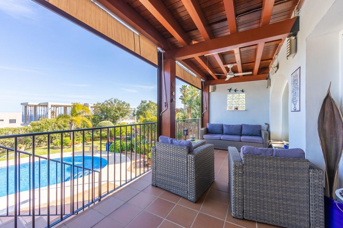 Villa for Sale in Manilva
