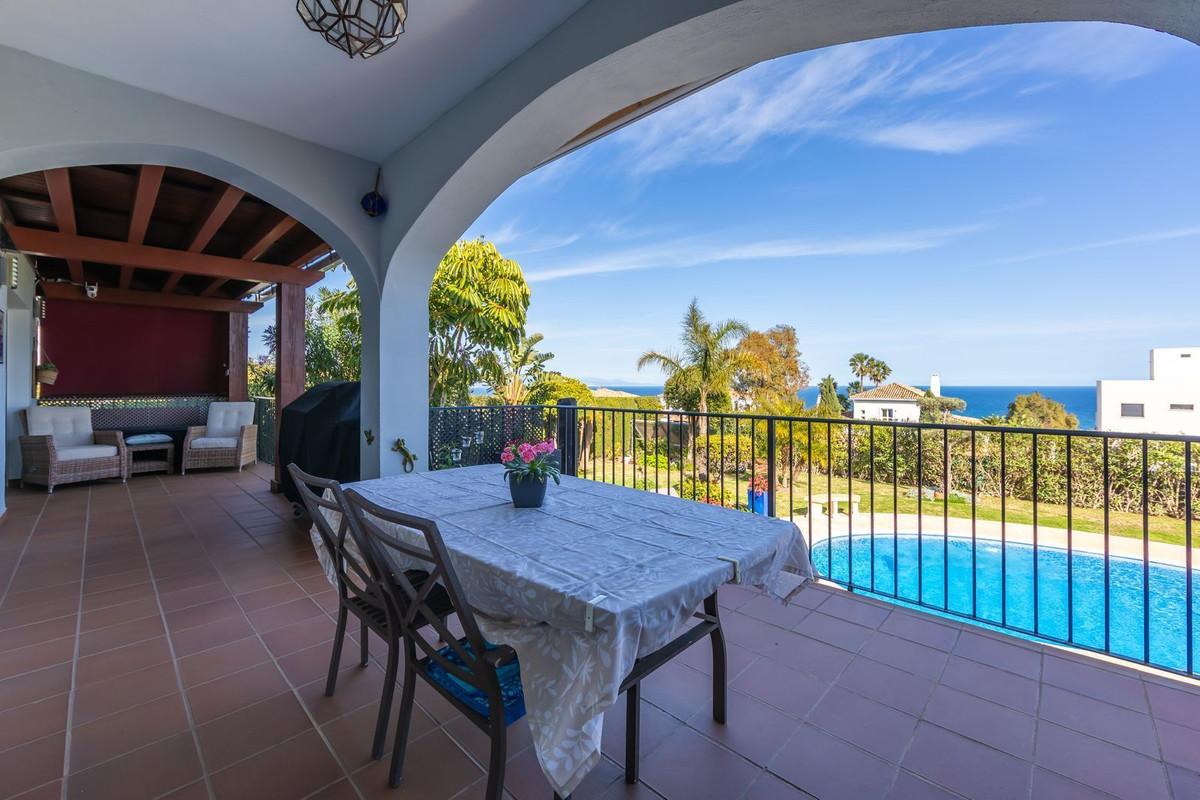Villa for Sale in Manilva