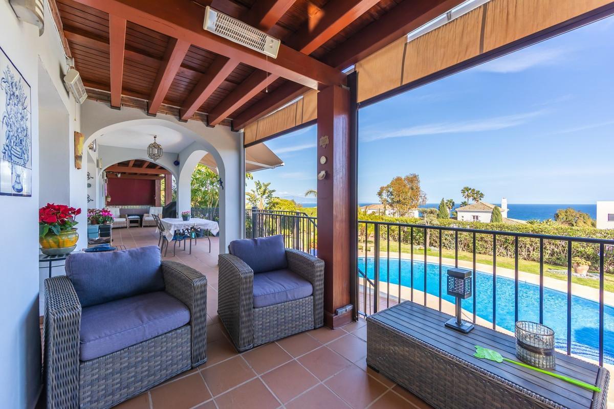 Villa for Sale in Manilva