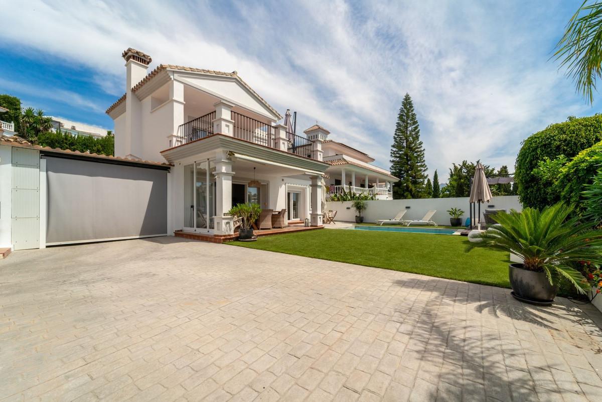 Villa for Sale in Mijas