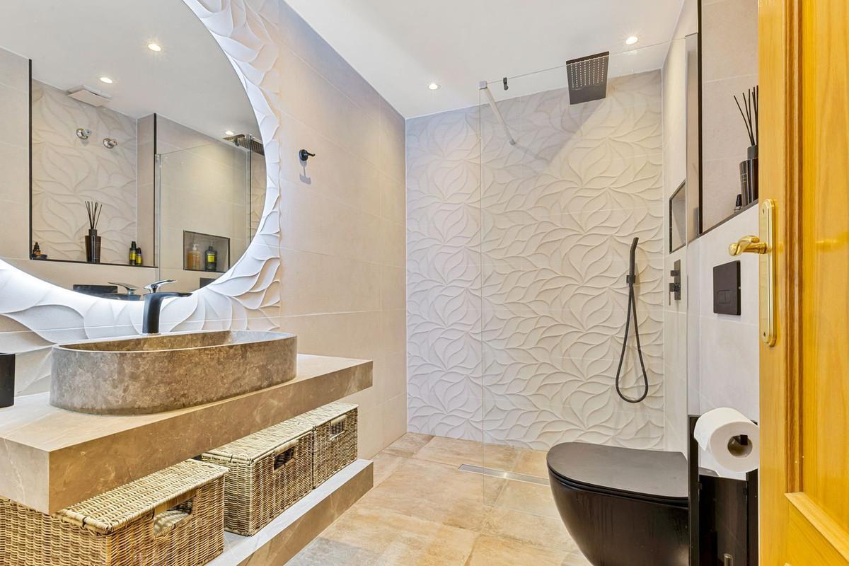 Apartment for Sale in Estepona