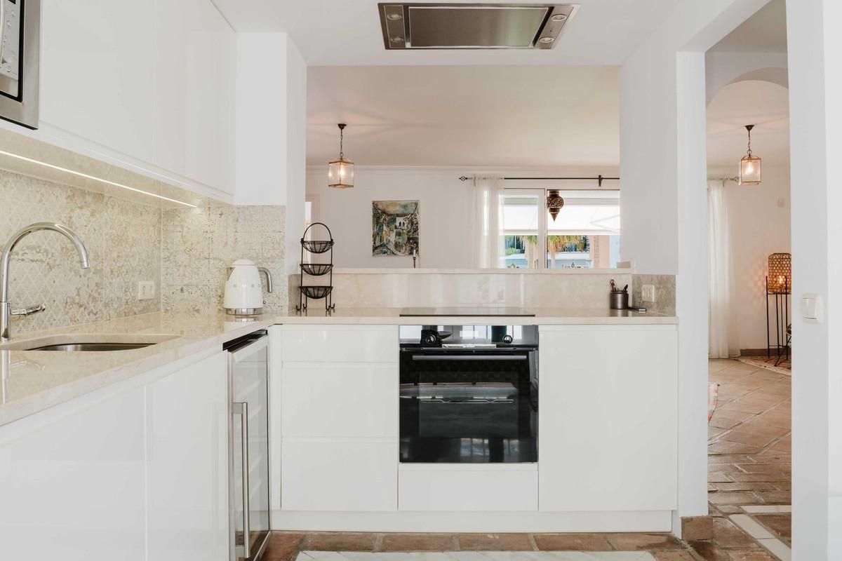 Apartment for Sale in Casares