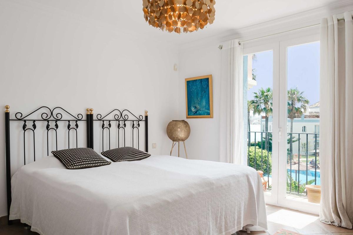 Apartment for Sale in Casares