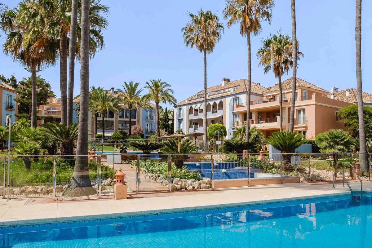 Apartment for Sale in Casares